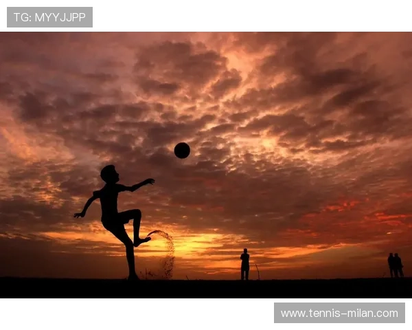 球星足球壁纸4K超清精选高清画面展现足球魅力与激情